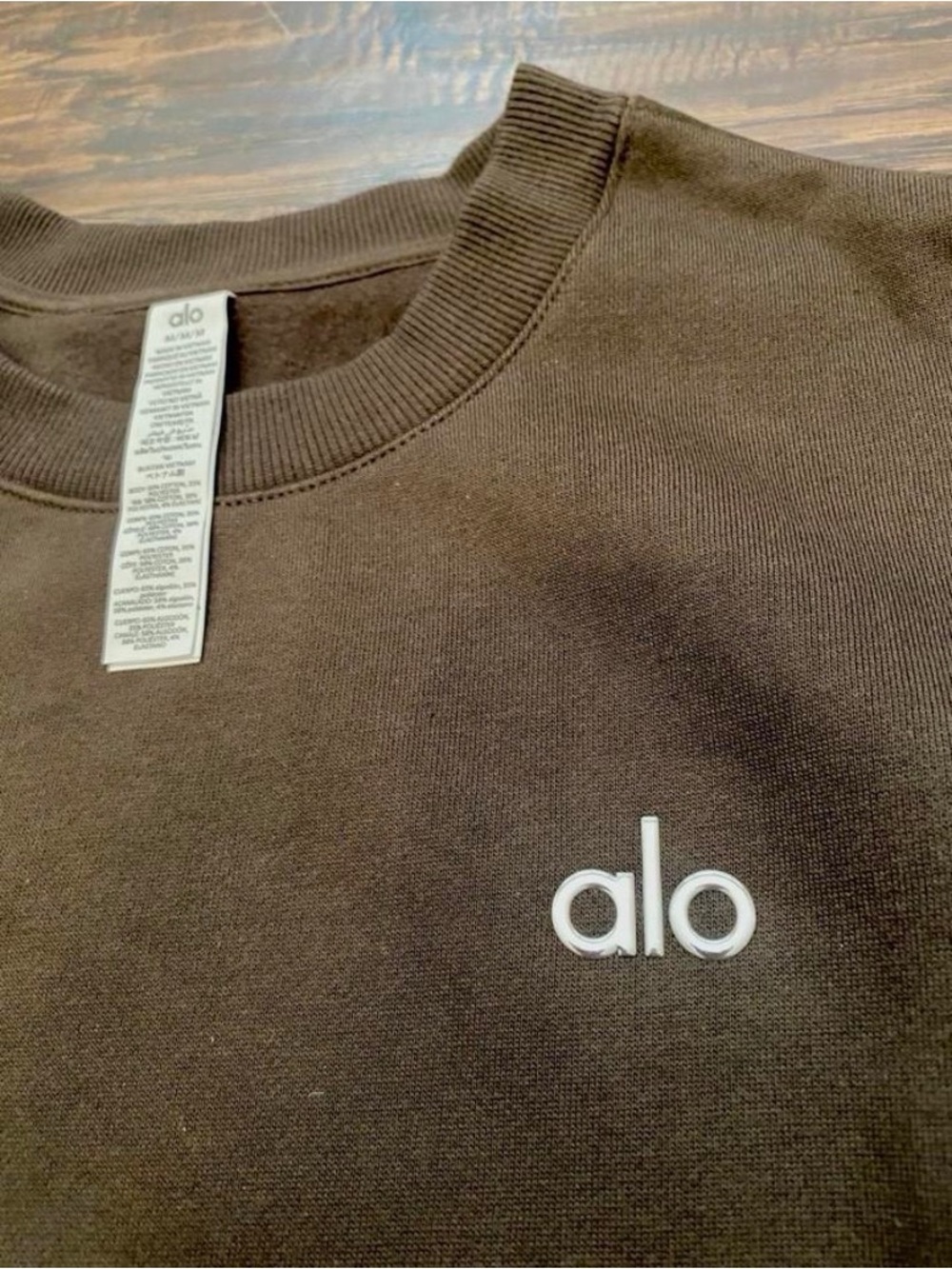 Alo Yoga Accolade Limited Edition Coffee Brown “Espresso” Pullover - NWT - M - Picture 3 of 6